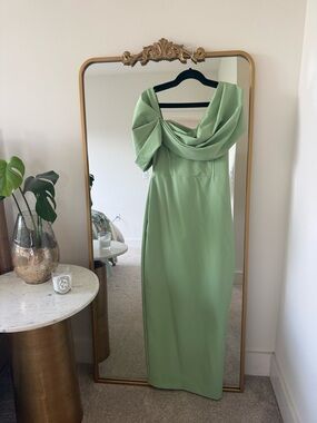 ANGELINA Green Draped Shoulder Maxi Dress